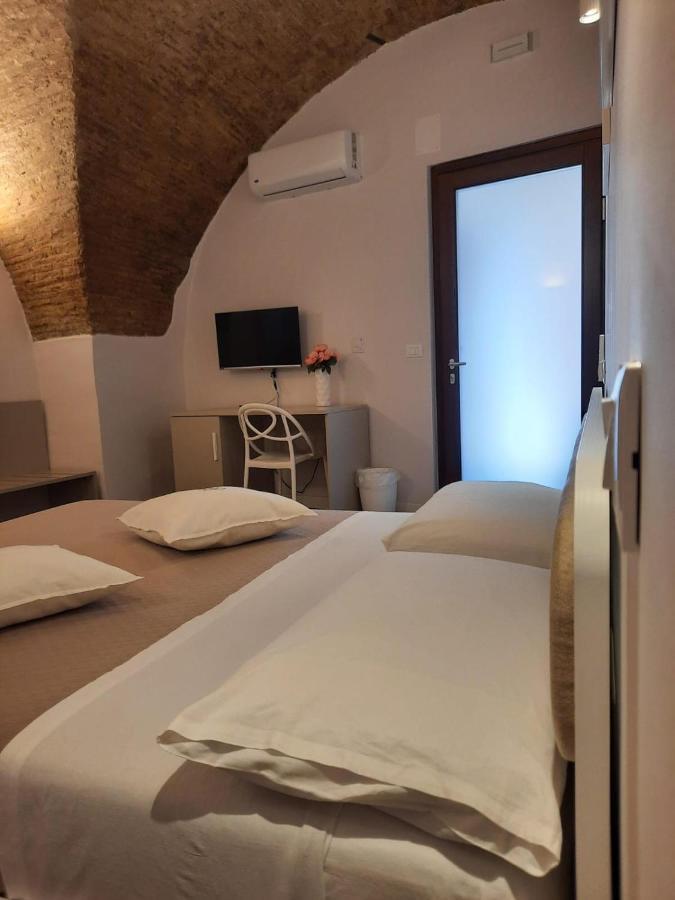Dimora Donna Dora - Albergo Diffuso San Martino in Pensilis Eksteriør bilde
